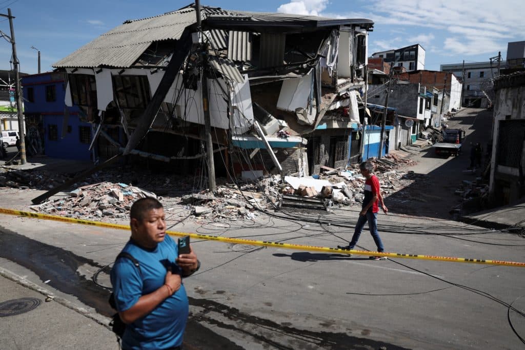 Colombia Earthquake Kills Over 260; Storms, Navy Updates