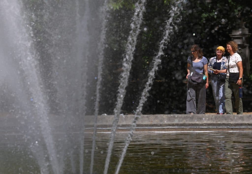 Record Heat in Europe; Japan Floods; Storm Lala