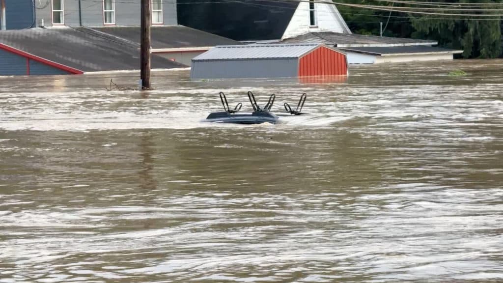 Midwest Floods, Hawaii Hurricane, Kushner Leaves Israel