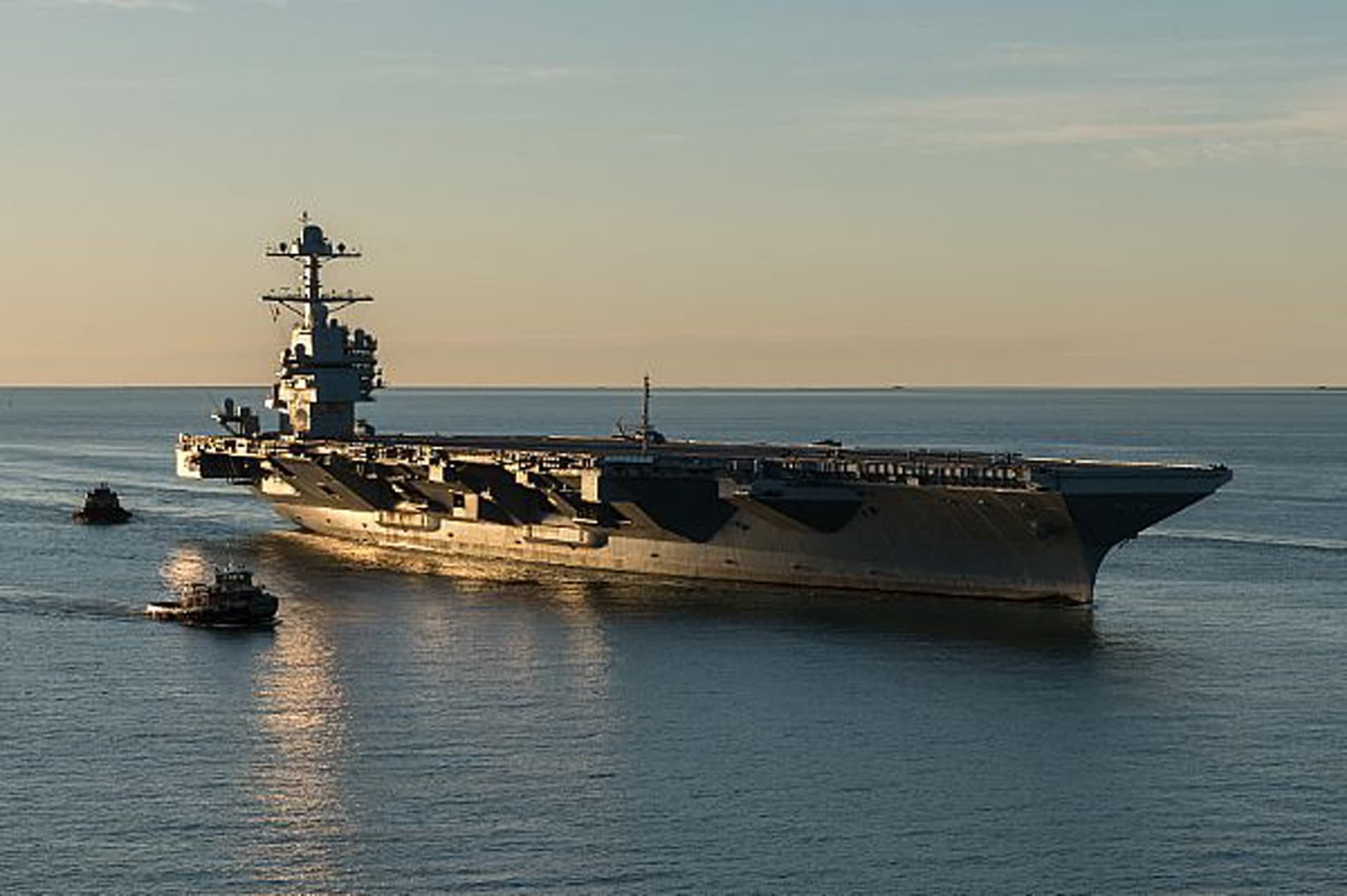 Navy secretary warns shipyards must ‘act like we’re at war’ as China’s AI-powered fleet races ahead