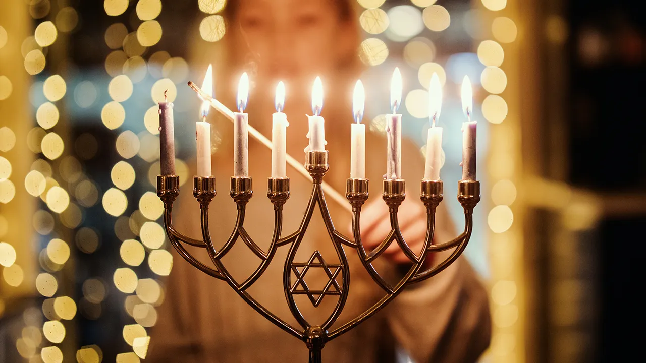 Hanukkah makes the perfect case for saying, ‘Merry Christmas’