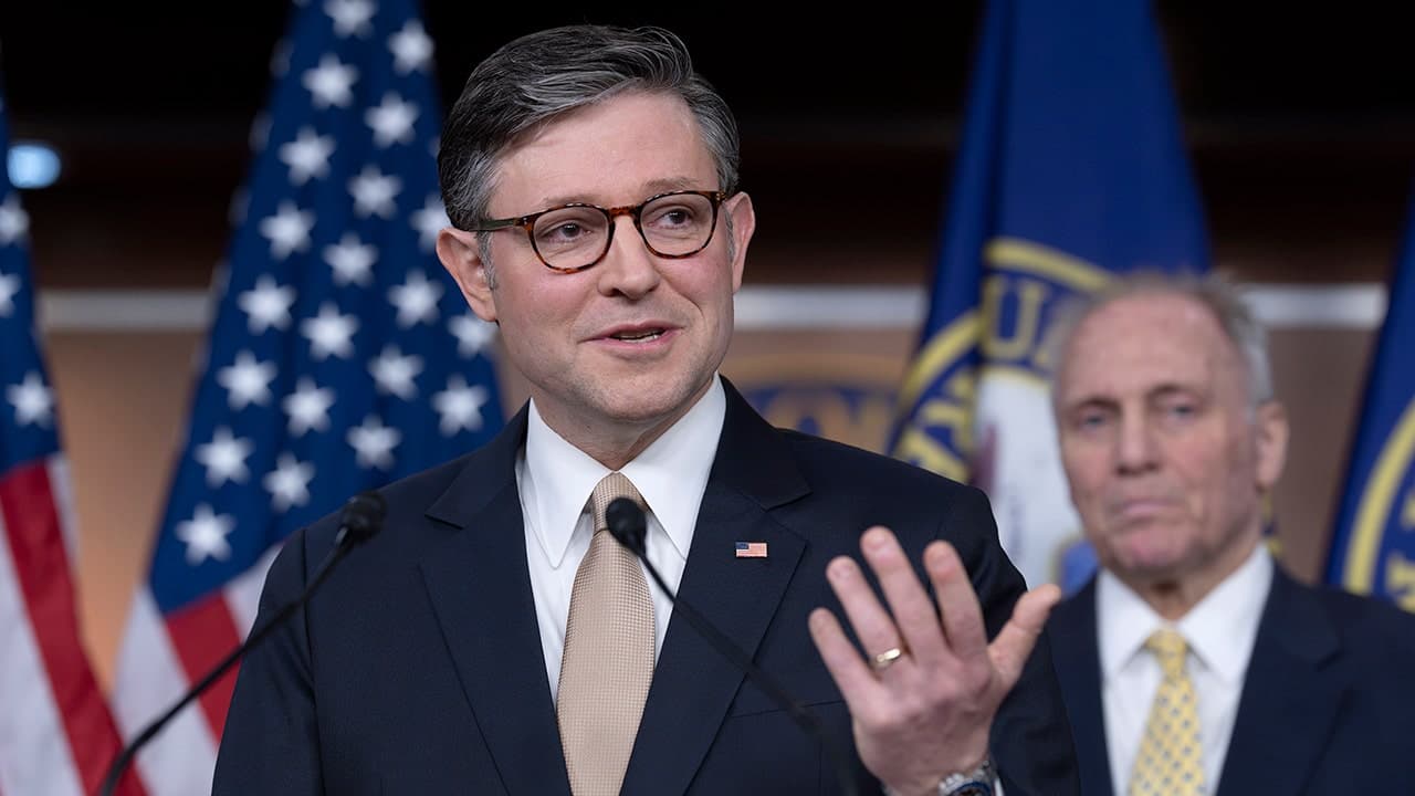 House votes 235–191 to extend FISA Section 702 through end of President Trump's term; bill sent to Senate before April 30 deadline
