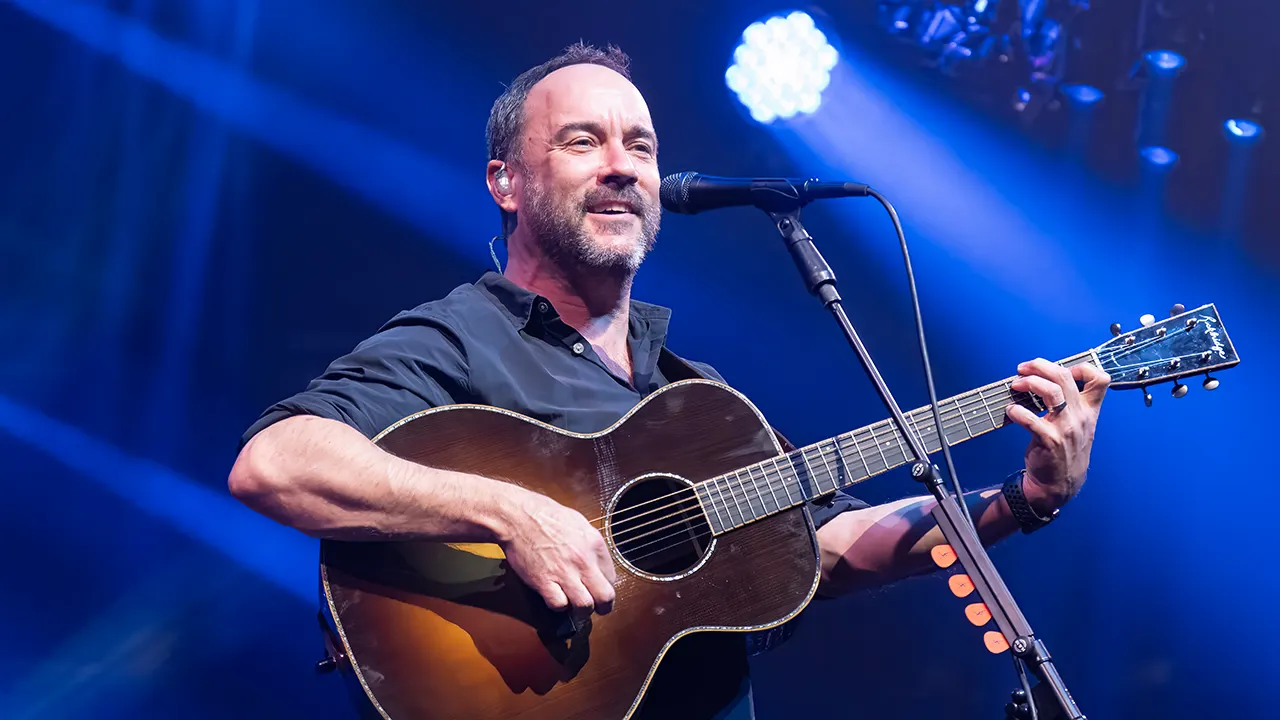 Dave Matthews Condemns ICE After Houston Shooting