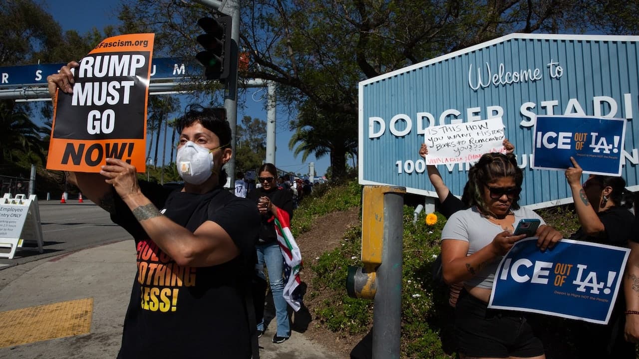 Dodgers donate $1.1 million to immigration groups