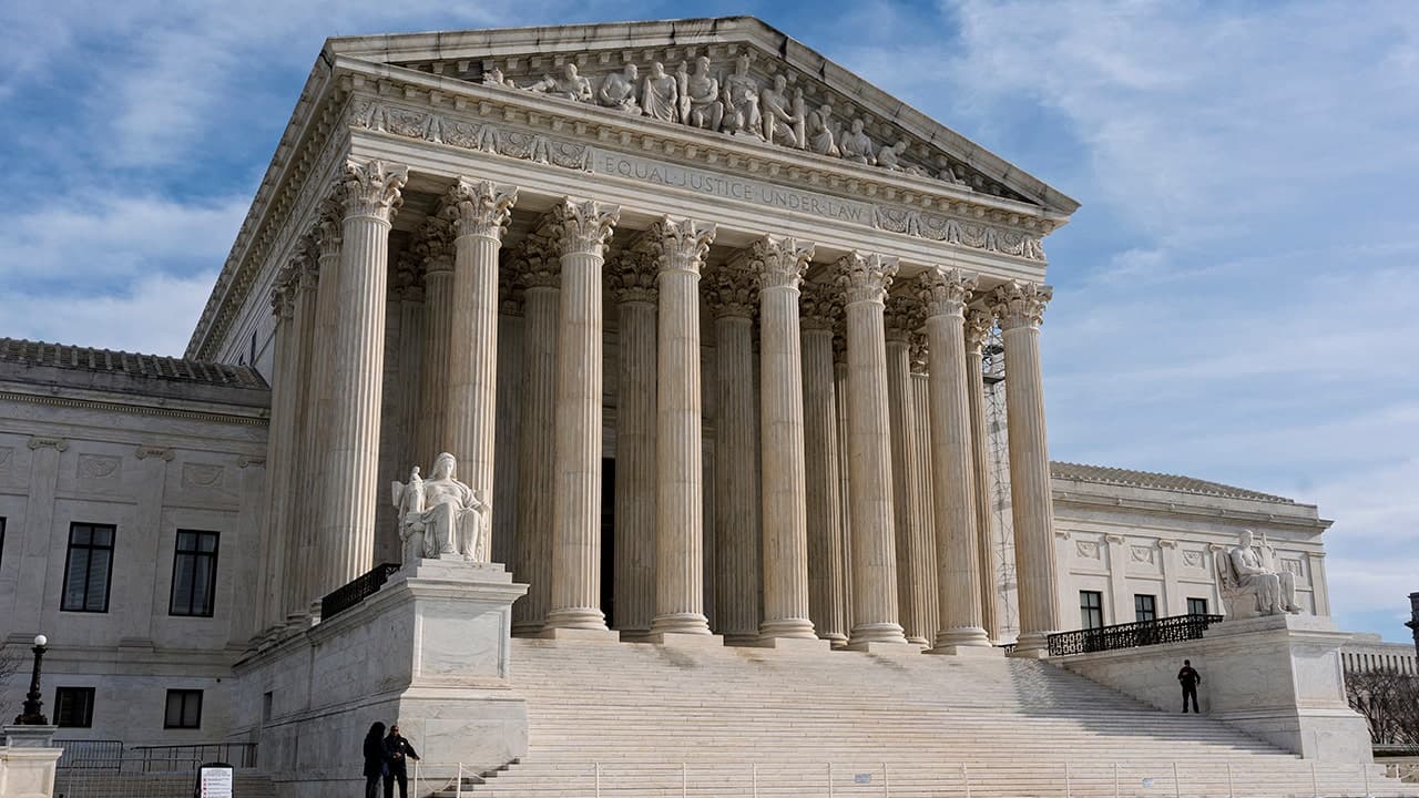 Supreme Court Strikes Down Party Spending Limit