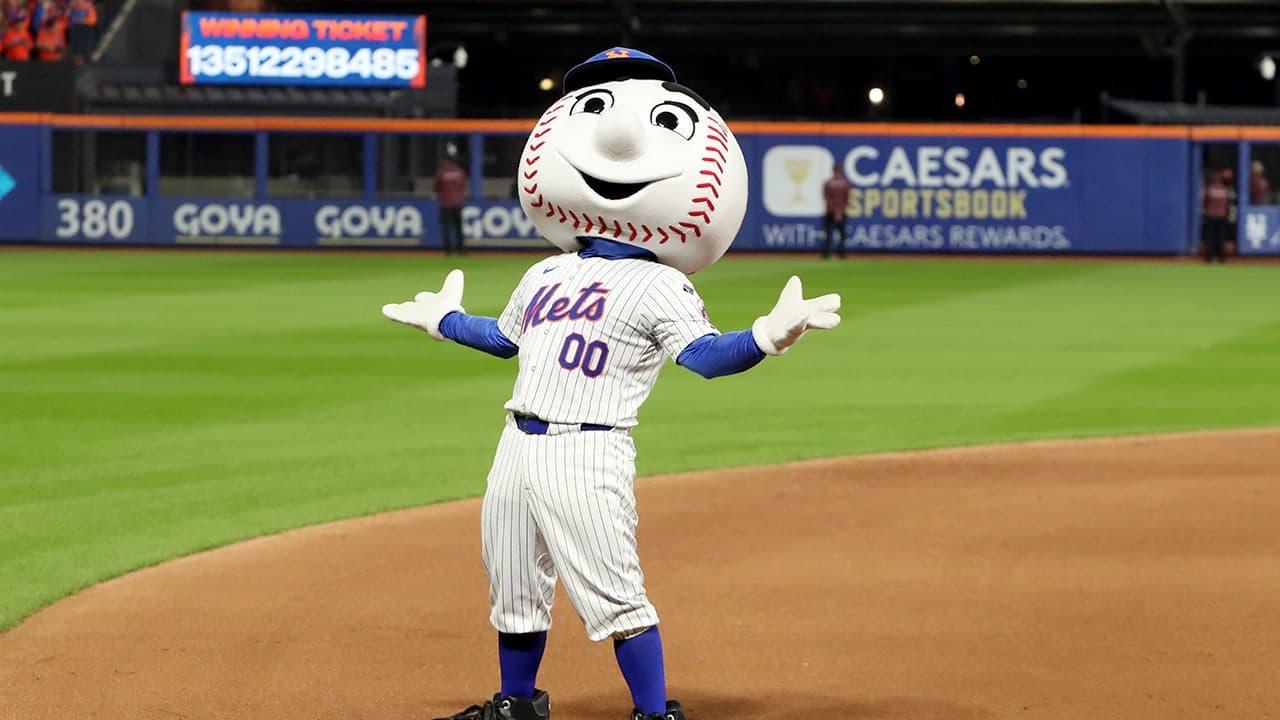 Mr. Met Dances During Pride Night After Manager Firing