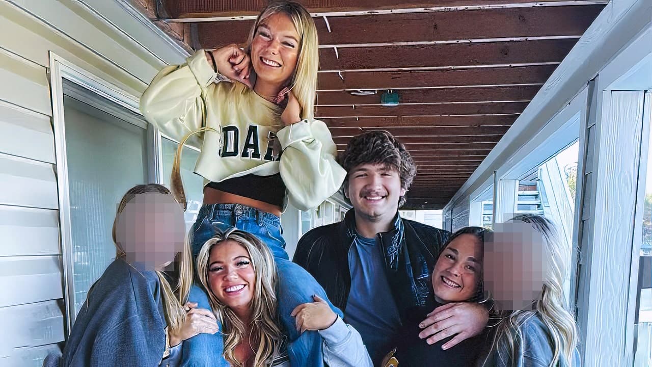 Unsealed autopsy reports say Bryan Kohberger's University of Idaho victims suffered multiple sharp‑force injuries consistent with a Ka‑Bar knife