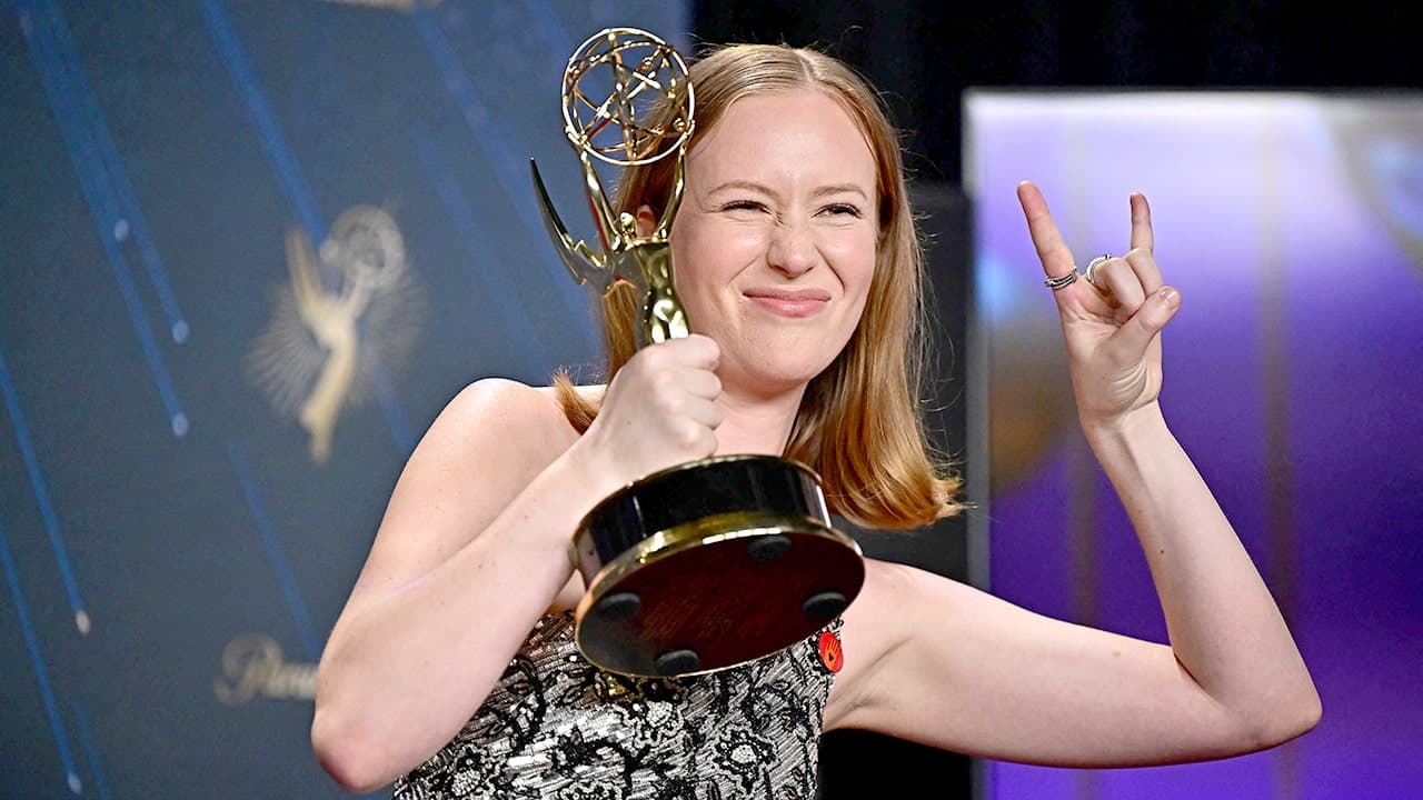 Hannah Einbinder Criticizes Hollywood AI Creators at 'Hacks' Press Conference, Uses Profane and Violent Language