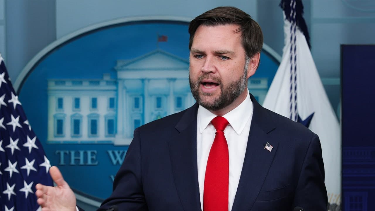 Vance slams Dem ‘temper tantrum’ amid DHS shutdown, says Trump won’t back down on border