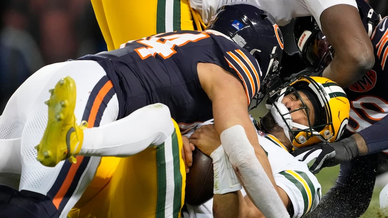 Jordan Love suffers concussion as Packers blow big game to Bears in overtime