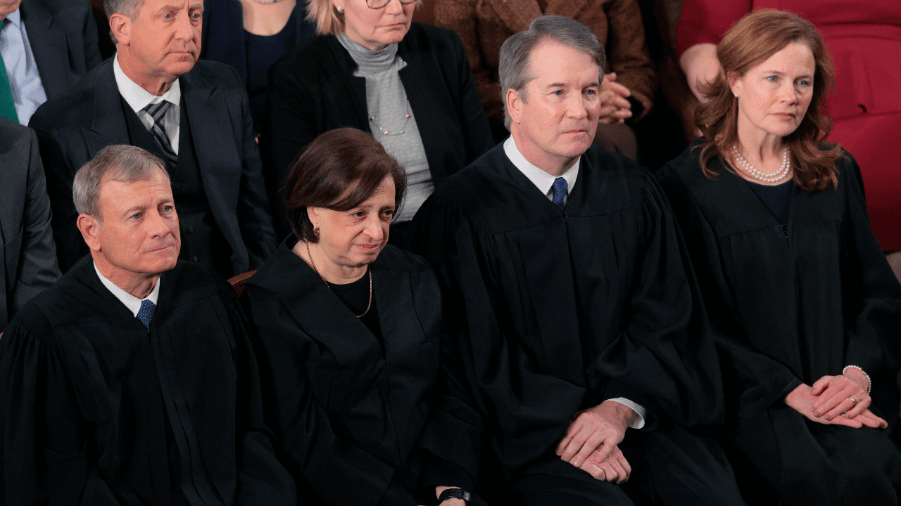 Supreme Court Upholds Birthright Citizenship 5-4