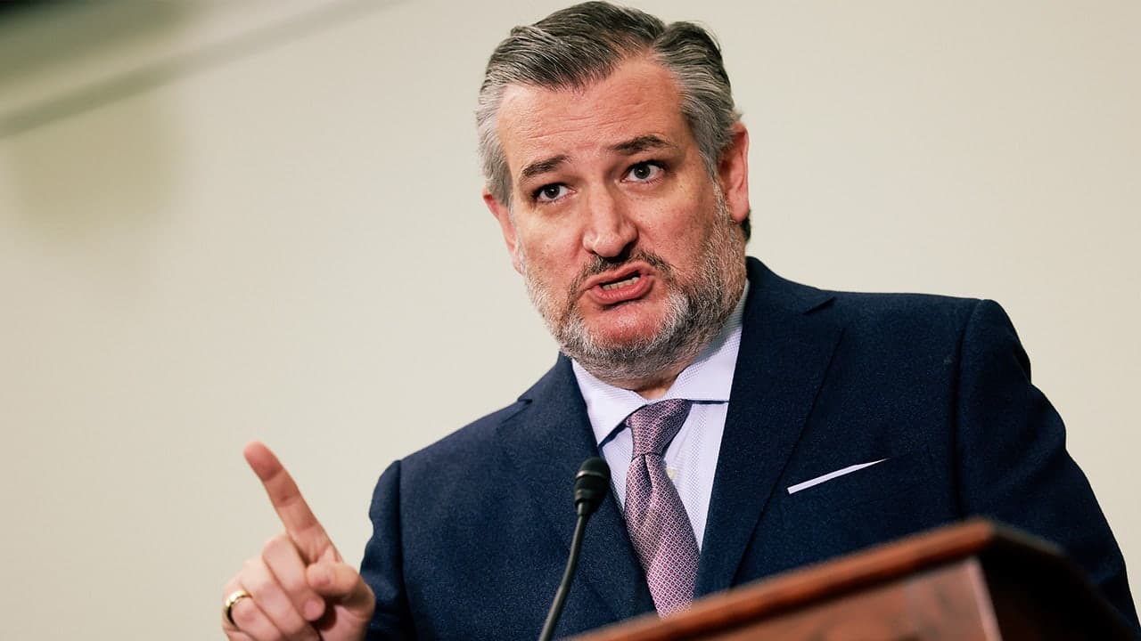 Cruz Backs Bill as DOJ Probes Singham Network