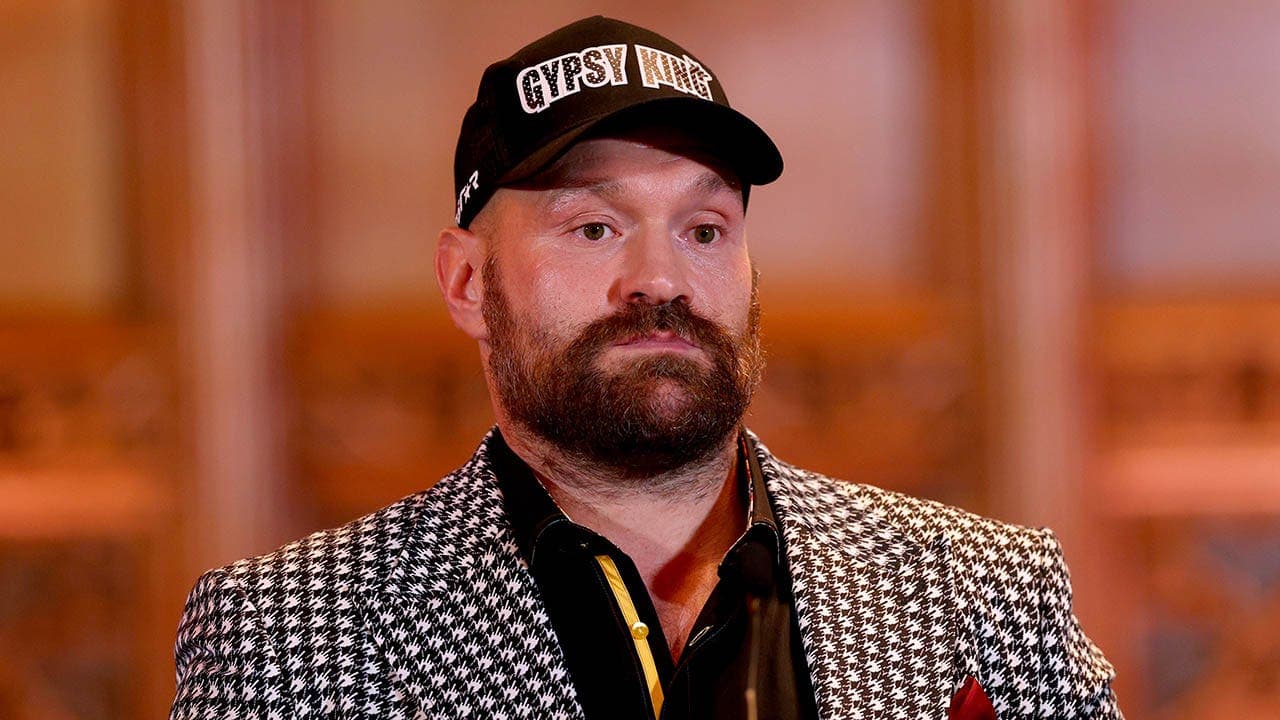 John Fury says relationship with son Tyson Fury 'is destroyed,' cites decisions to fight Oleksandr Usyk