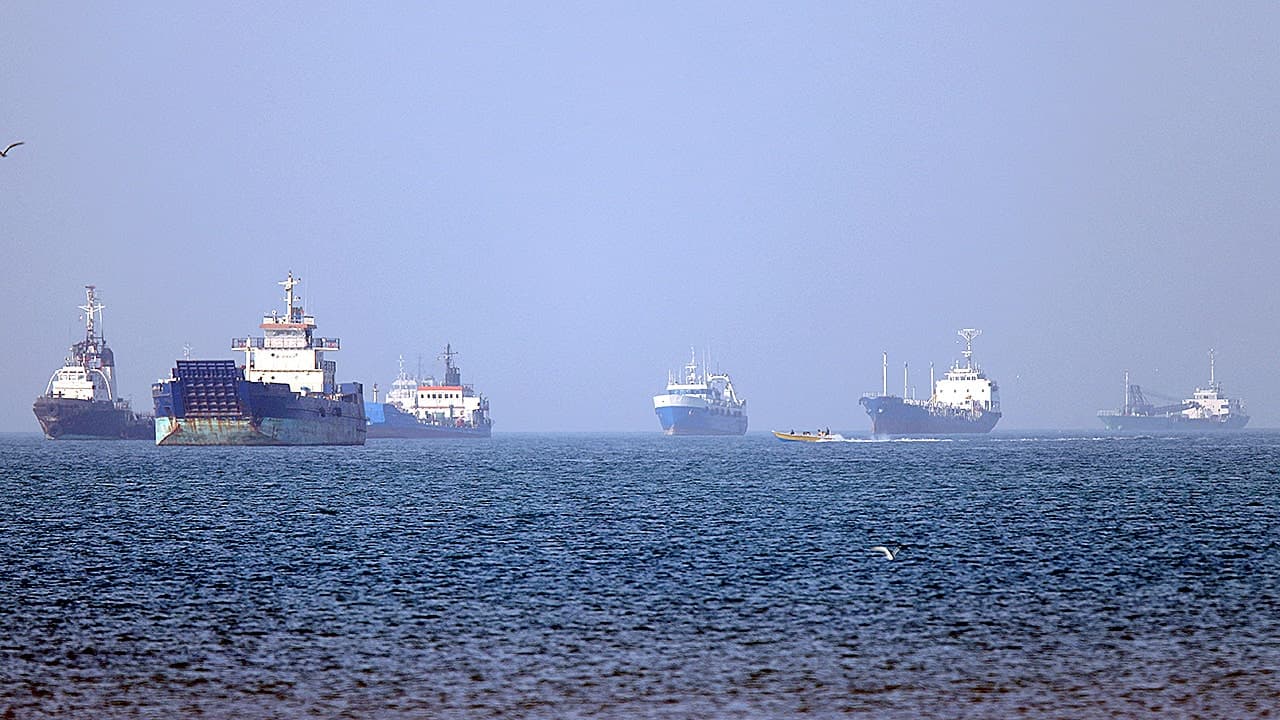 Hapag-Lloyd Warns of New Normal in Strait of Hormuz