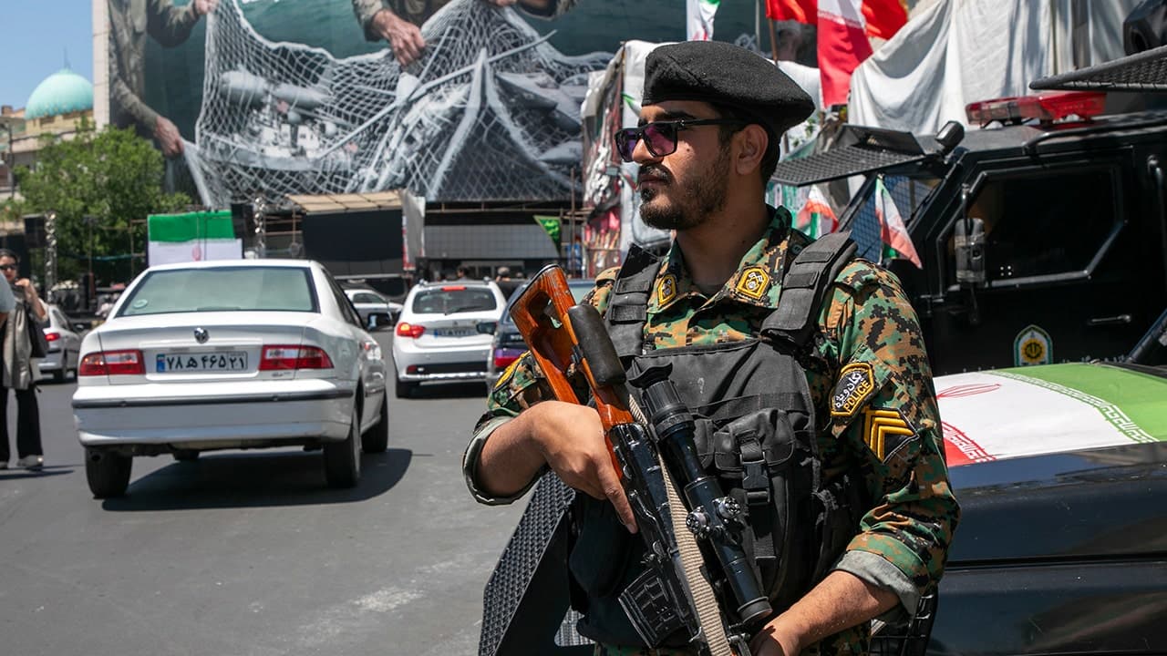 Iranians Describe IRGC Control and Economic Hardship