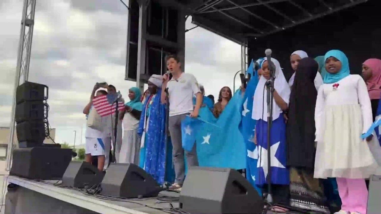 Minneapolis Mayor Praises Somali Community Amid Fraud Inquiry