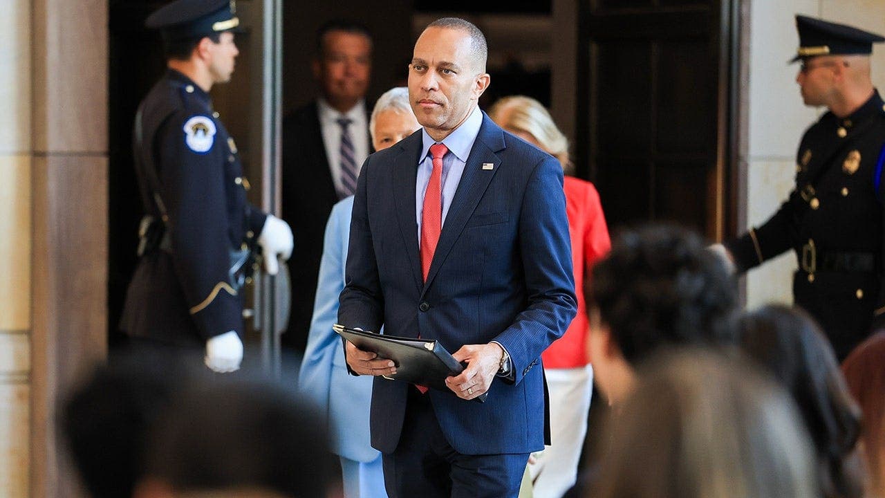 DSA-Backed Primary Wins Increase Pressure on Jeffries