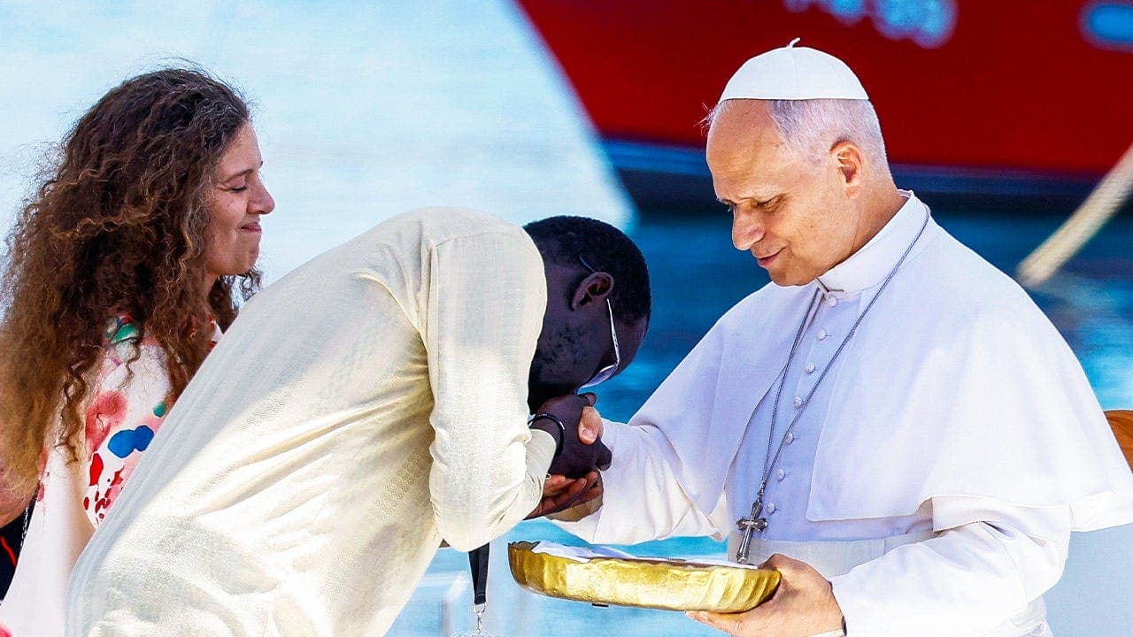 Pope Visits Canary Islands, Urges Safe Migration Pathways