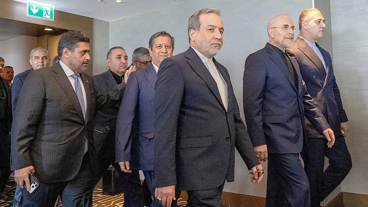 Iran Sends Full-Regime Delegation to U.S. Talks