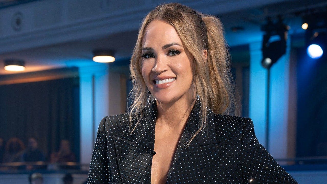Carrie Underwood Posts Video of Flags at Tennessee Home
