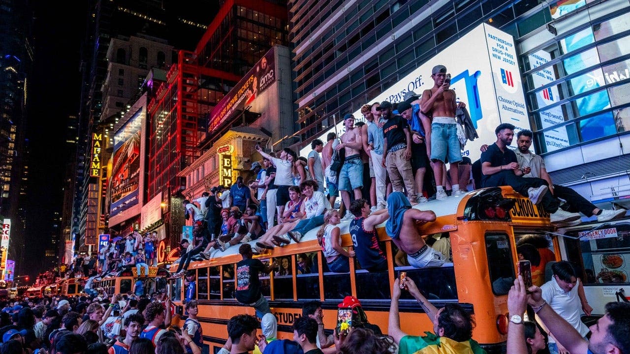 Teen Shot in Times Square During Knicks Celebrations