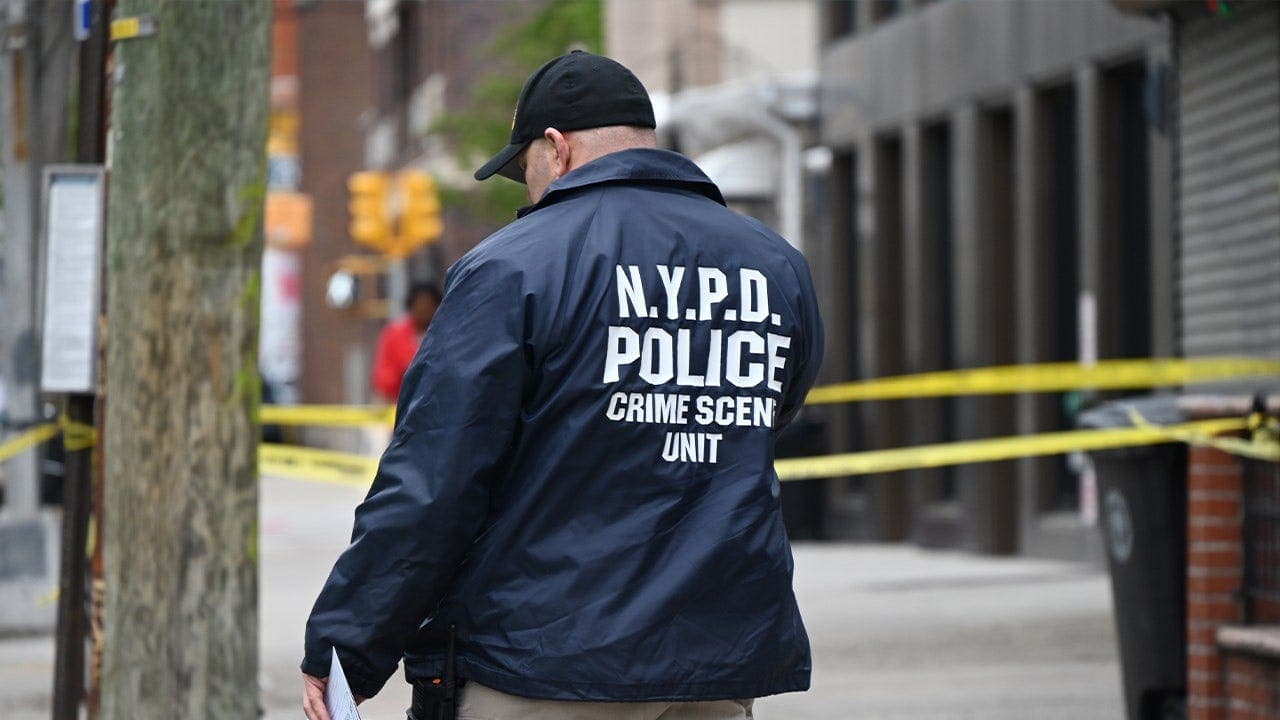 Brooklyn Standoff: NYPD Detective Shot; Shooter Killed
