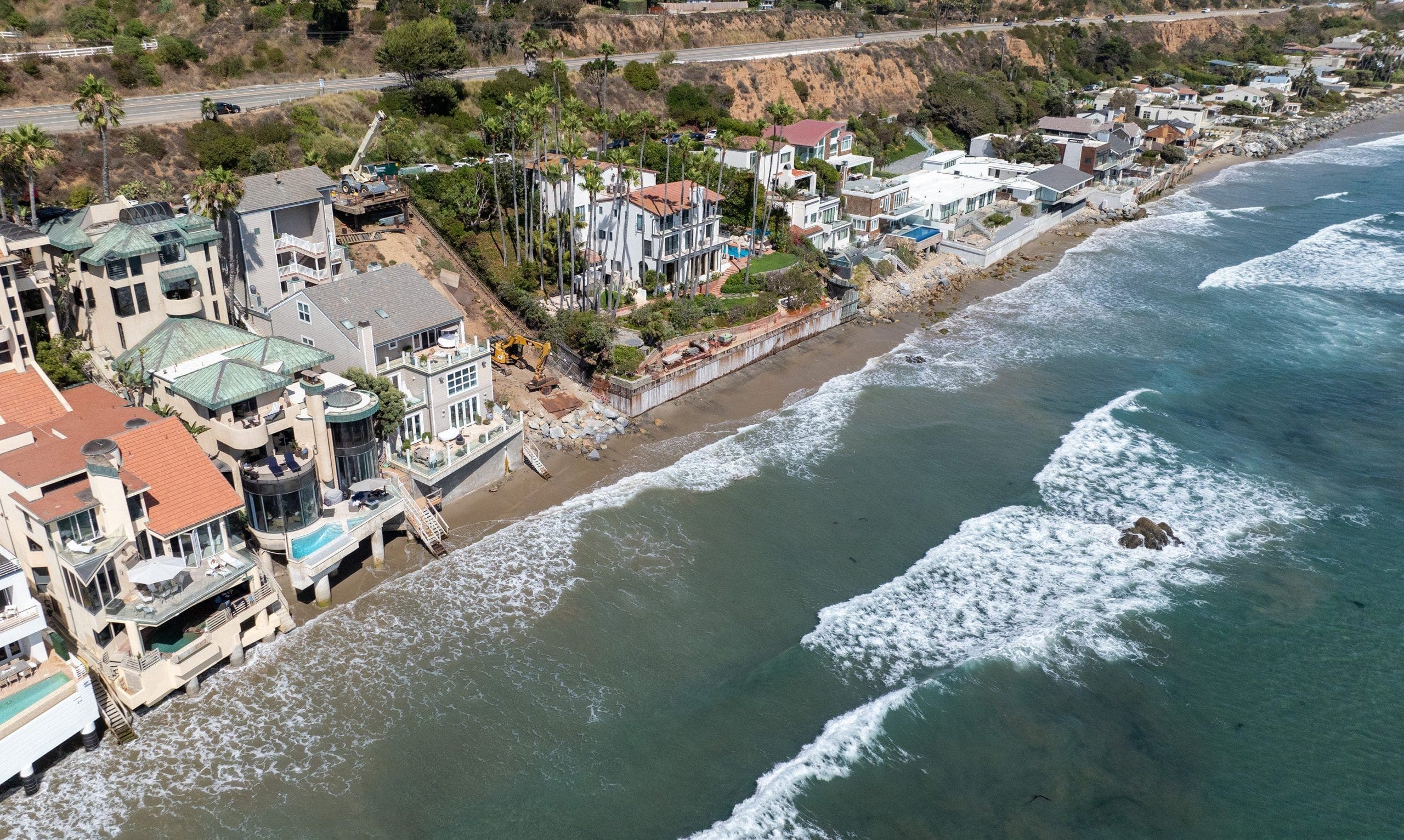 Alleged Professional Squatters Exploit Los Angeles Homes