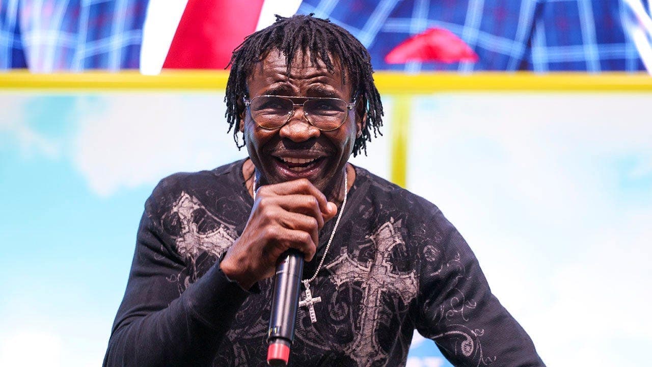 Michael Irvin Booed in Philadelphia Before Home Run Derby