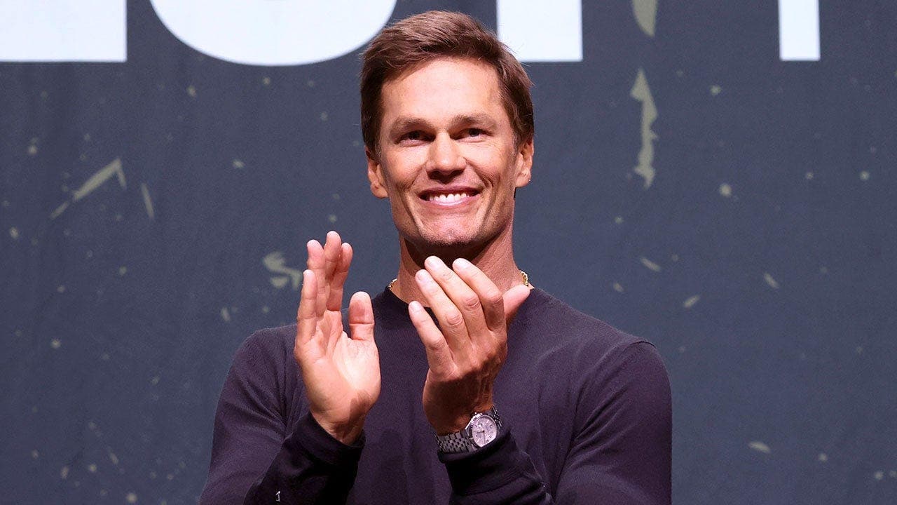 Tom Brady, Logan Paul Confront at Fanatics Fest