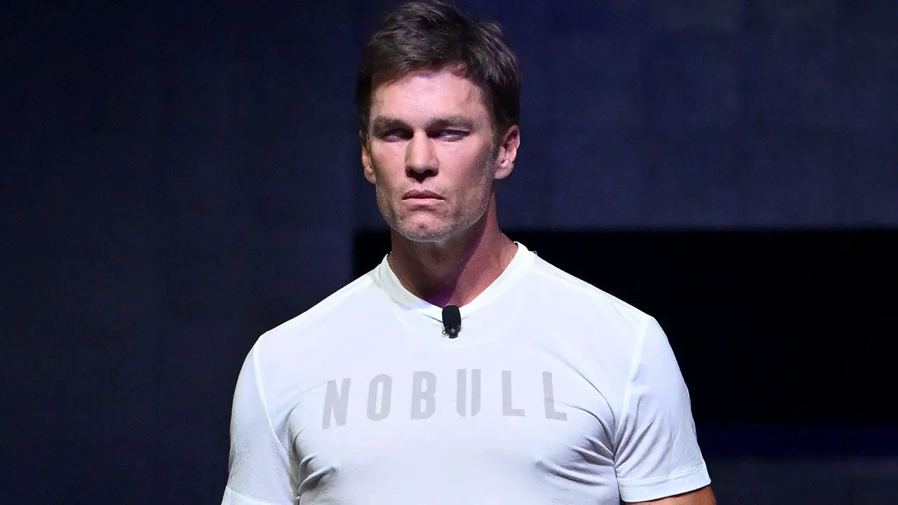 Jake Paul Warns Tom Brady After Onstage Slap