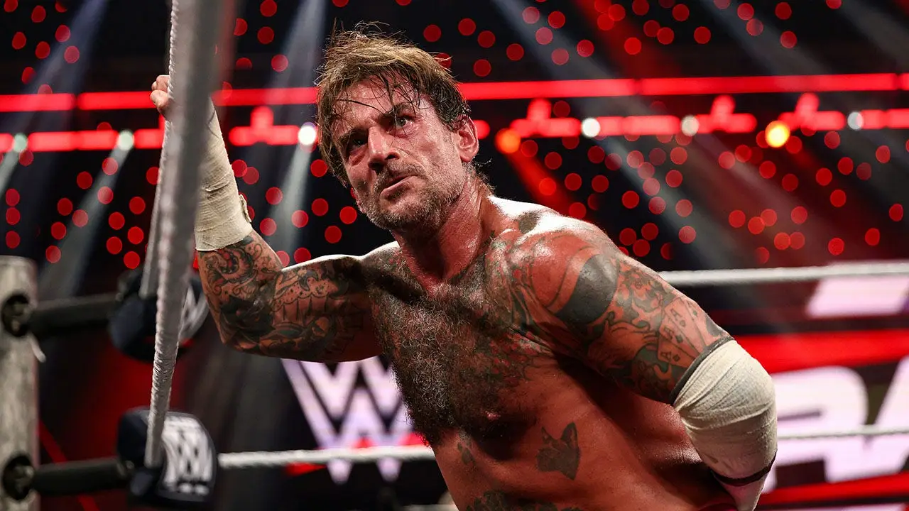 CM Punk Returns and Wins Undisputed WWE Title