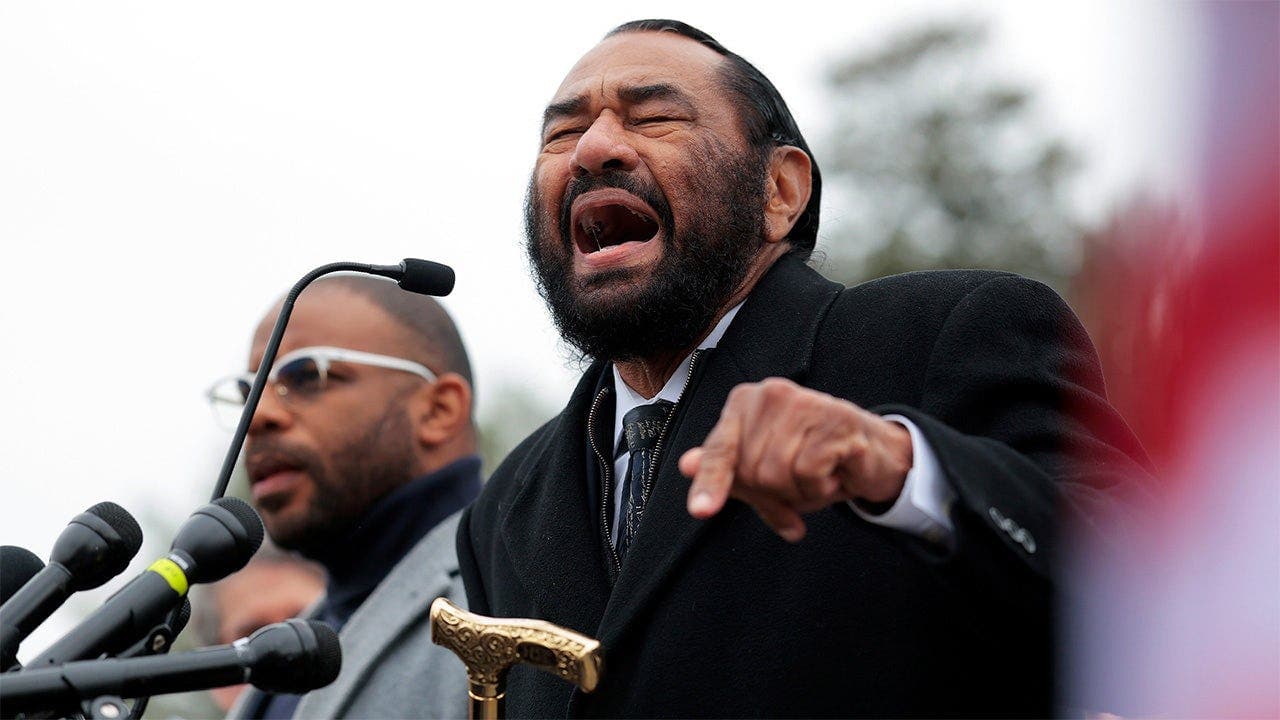 Rep. Al Green Calls for Impeachment Ahead of Independence Day
