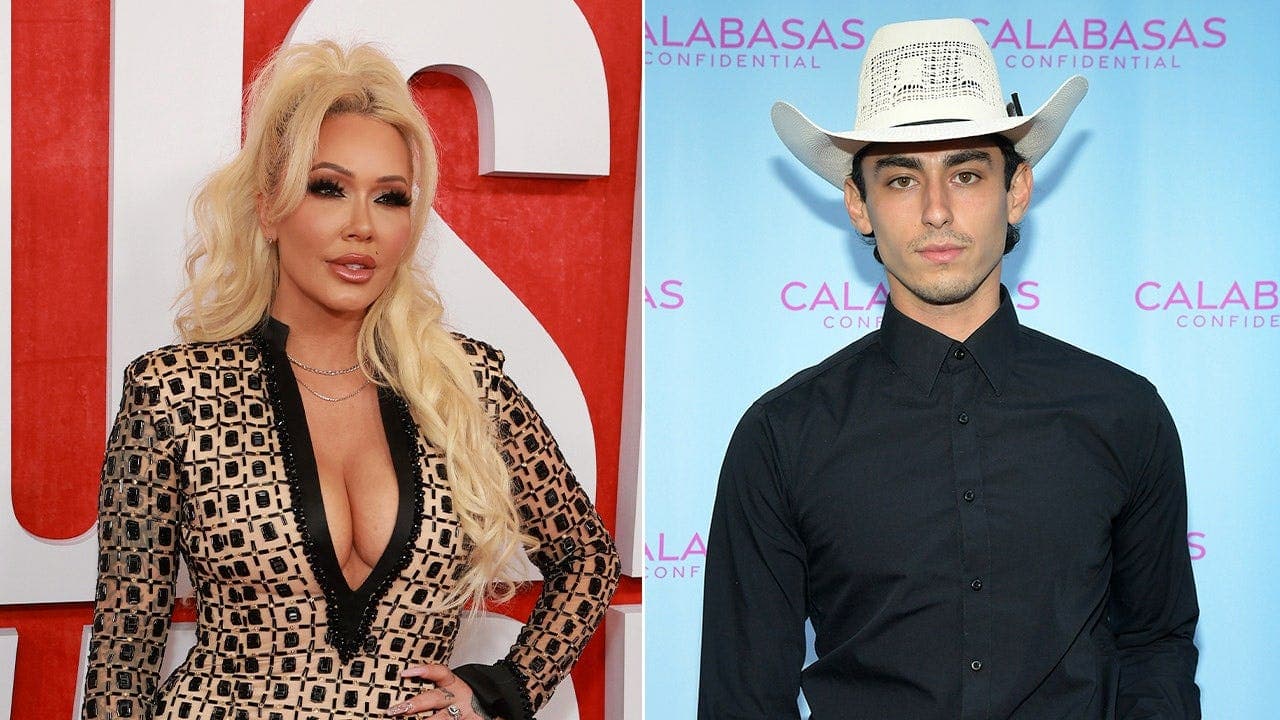 Bunnie Xo Seen Kissing Dylan Wolf in Nashville