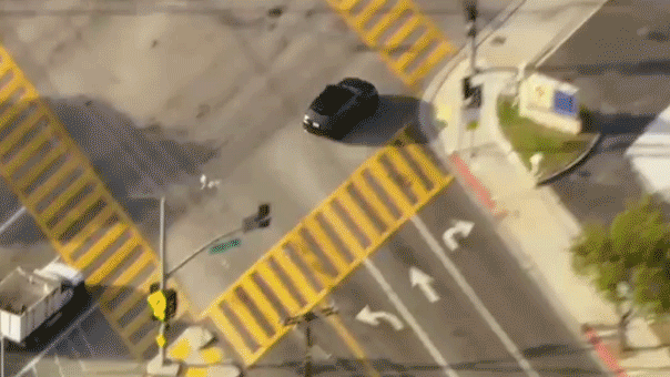 Suspect Arrested After Range Rover Chase in Los Angeles