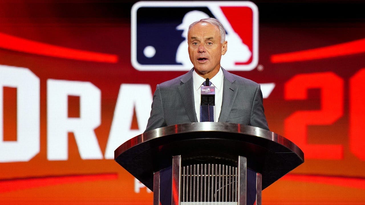 MLB Players Speak Out Against Salary Cap