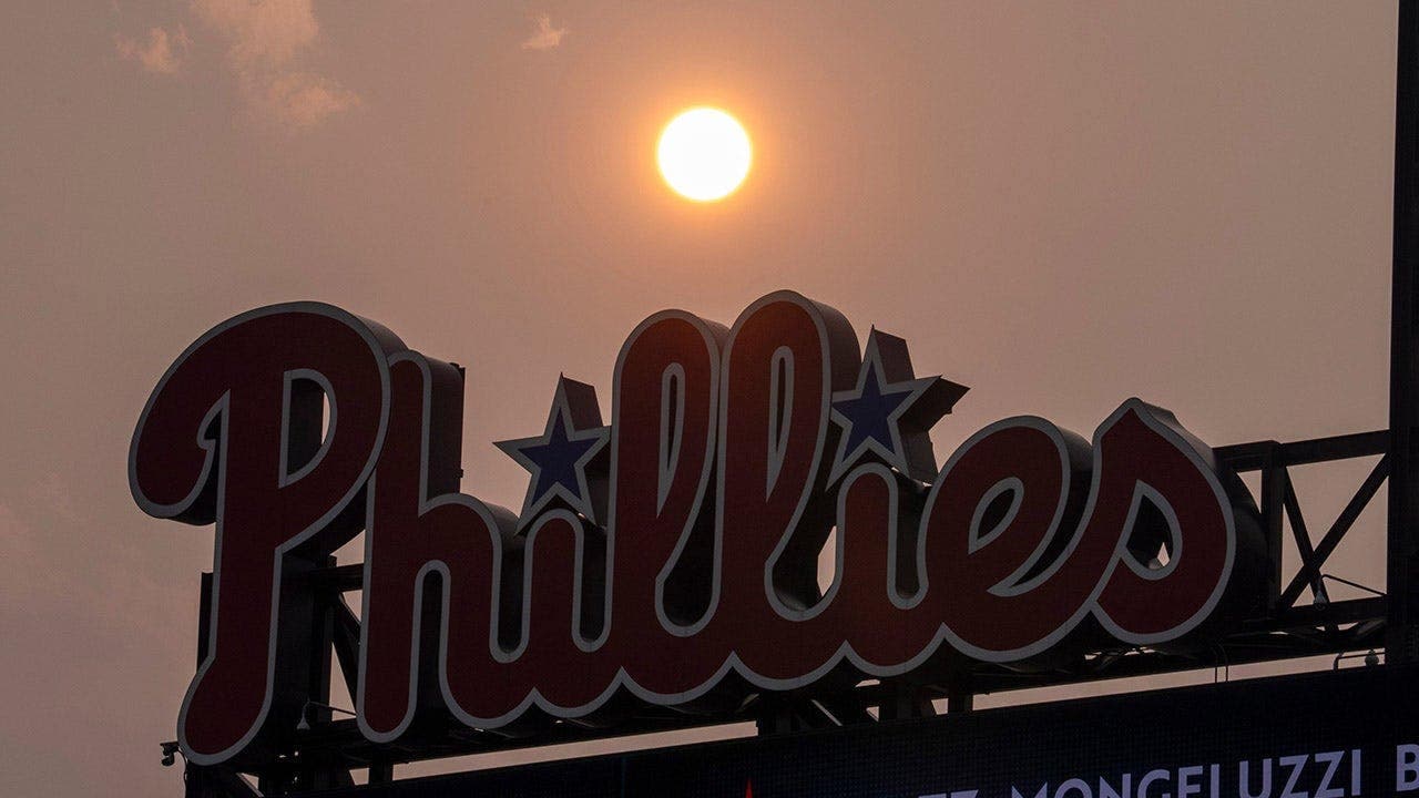 Wildfire Smoke Affects Mets–Phillies Game