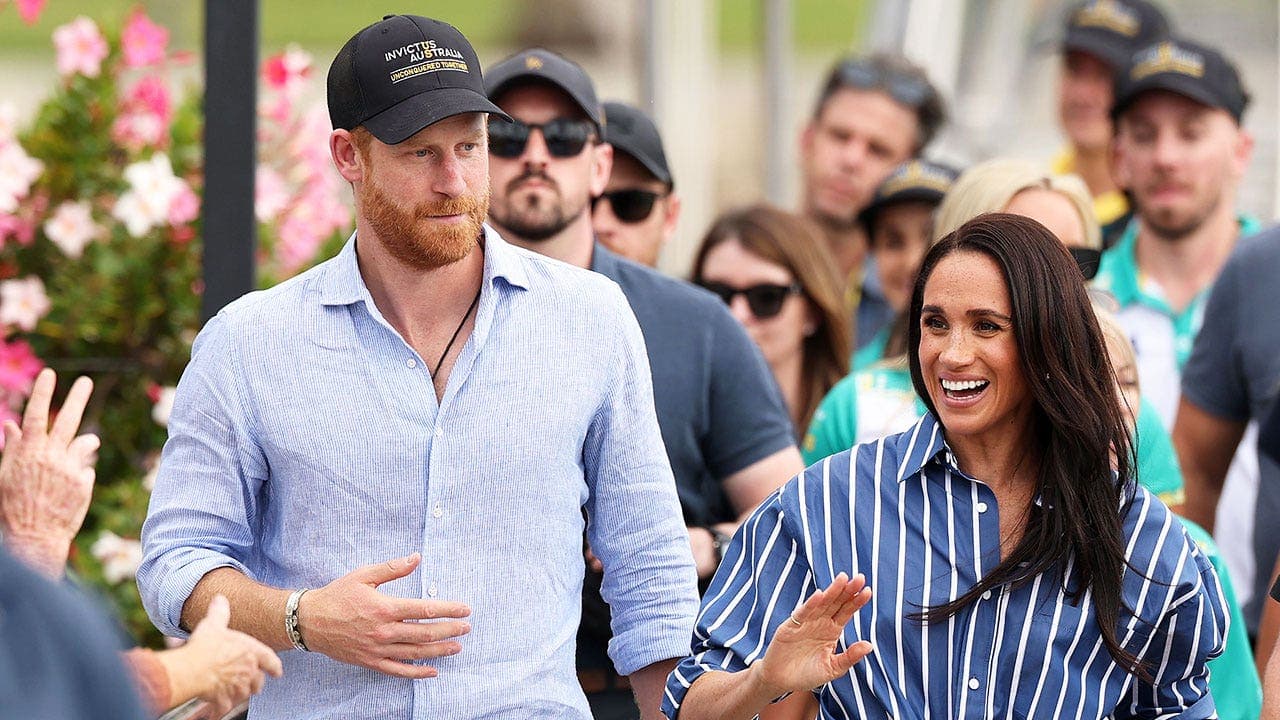 Meghan and Children Visit U.K., Meet the King