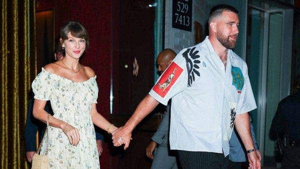 Swift and Kelce Reportedly Plan Extended Cocktail Hour