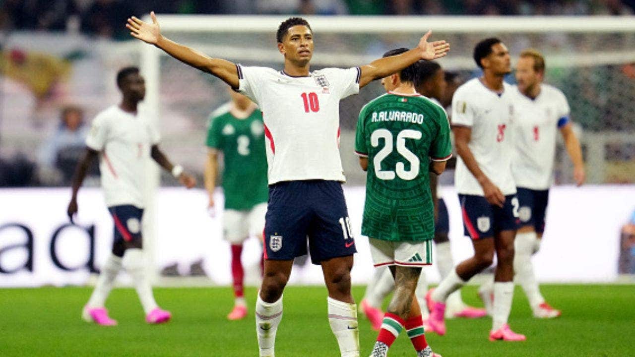 England beats Mexico 3-2 at Estadio Azteca
