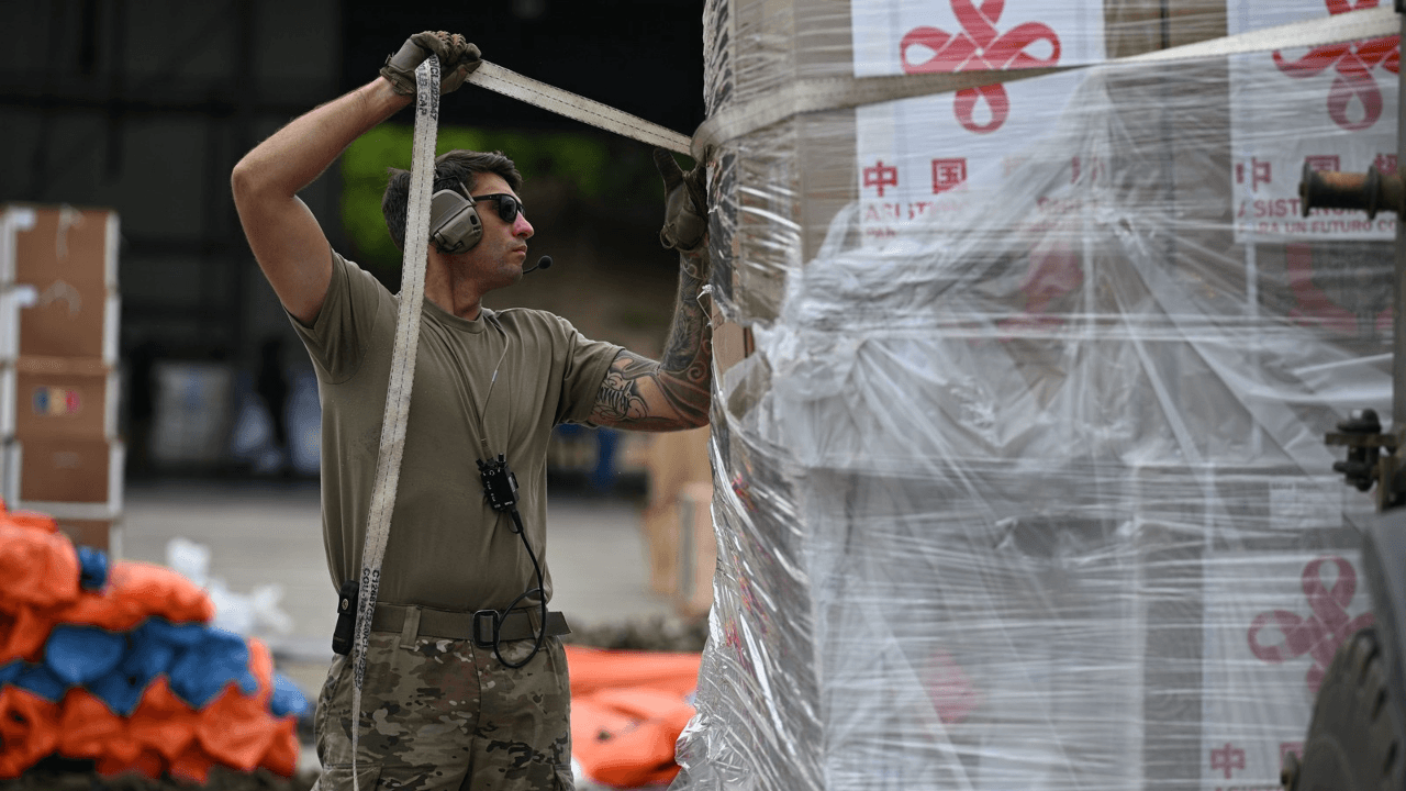 U.S. Troops Unload Chinese Aid in Venezuela