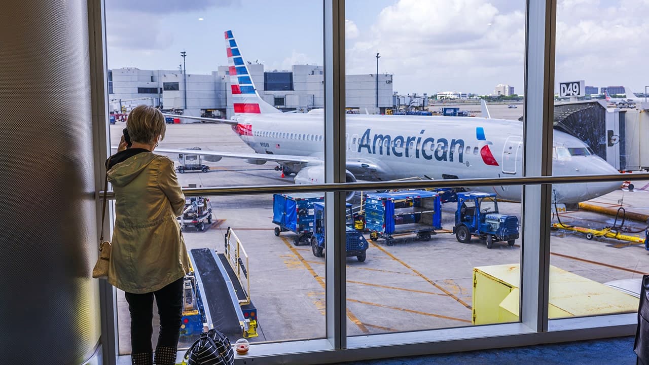 American Airlines to Distribute Retro-Themed Trading Cards from Pilots on Select Flights as Part of 100th-Anniversary Events