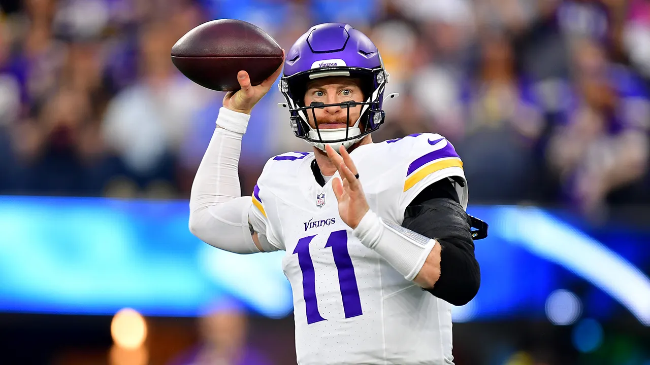Vikings re-sign Carson Wentz to one-year deal as Kyler Murray joins J.J. McCarthy in quarterback competition