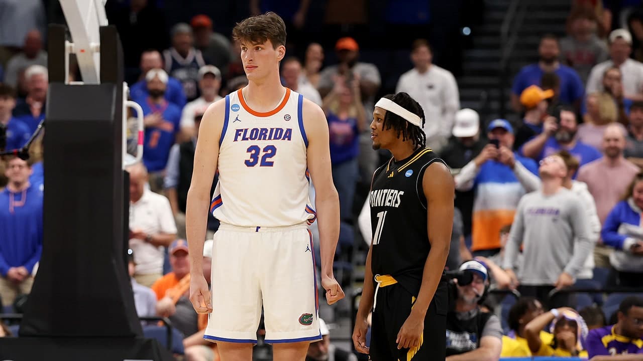 7-foot-9 Florida center Olivier Rioux checks in, dunks as Gators rout Prairie View A&M 114-55 in NCAA first round