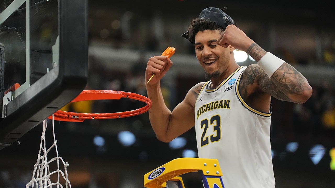 Michigan defeats Tennessee 95-62 in Elite Eight to reach 2026 NCAA Men’s Final Four; Michigan to face Arizona
