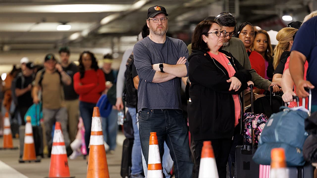 Acting TSA Deputy Adam Stahl Warns Smaller Airports Could Close as DHS Funding Lapse Leaves Agents Unpaid