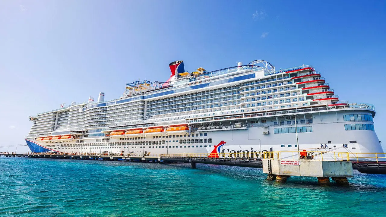 Federal jury in Miami awards California nurse $300,000 after she says 14 tequila shots aboard Carnival Radiance led to injuries