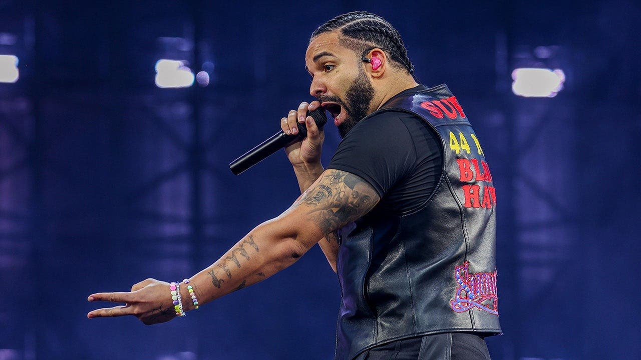 Drake promotes 'Iceman' album in Toronto wearing Green Bay Packers jacket; promotion draws comparisons to Bears QB Caleb Williams' 'Iceman' nickname