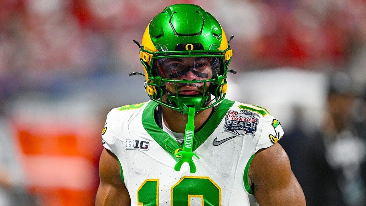 New York Jets select Oregon tight end Kenyon Sadiq No. 16 overall in 2026 NFL Draft; player initially thought the call was a prank