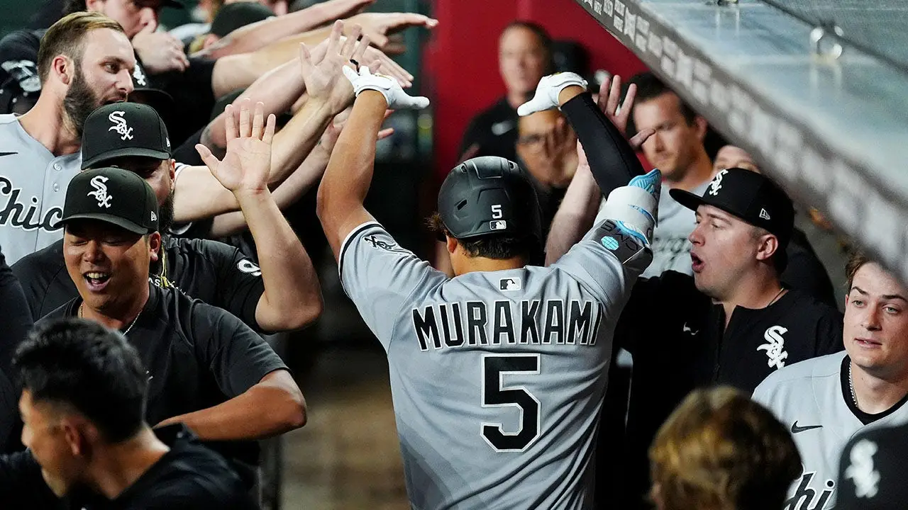 White Sox’s Munetaka Murakami, Colson Montgomery Become First Teammates Each to Homer in Four Consecutive Games; Murakami Homers in Fifth Straight Game