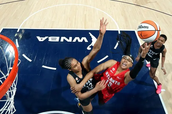 Dream vs. Sparks: Kelsey Plum Out